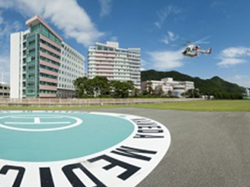 �T�c���f�B�J���Z���^�[�F�Ō�t�A�E�͕��������i�[�X�i�r