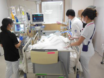 ���M��w��ÃZ���^�[���q�a�@�F�Ō�t�A�E�͕��������i�[�X�i�r