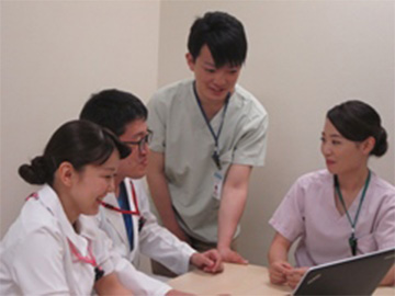 ���M��w��ÃZ���^�[���q�a�@�F�Ō�t�A�E�͕��������i�[�X�i�r