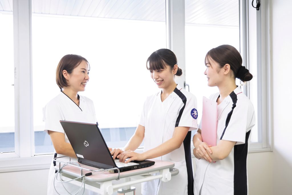 ���a��ȑ�w�����a�@�i8�a�@�j�F�Ō�t�A�E�͕��������i�[�X�i�r