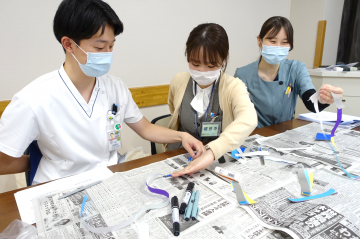 �q�~�����a�@�F�Ō�t�A�E�͕��������i�[�X�i�r