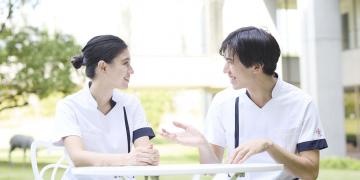 �֐���ȑ�w�@�����a�@�E������ÃZ���^�[�E�����a�@�E�����͕a�@�F�Ō�t�A�E�͕��������i�[�X�i�r