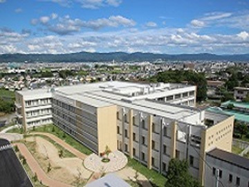 �����a�@�@�\�@�ޗǈ�ÃZ���^�[�F�Ō�t�A�E�͕��������i�[�X�i�r