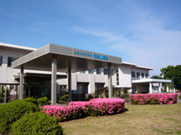 �����a�@�@�\�@�a�̎R�a�@�F�Ō�t�A�E�͕��������i�[�X�i�r