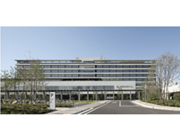 �k�d��������ÃZ���^�[�F�Ō�t�A�E�͕��������i�[�X�i�r