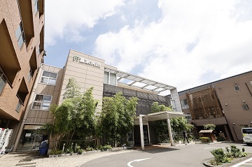 �x�ƕa�@�F�Ō�t�A�E�͕��������i�[�X�i�r