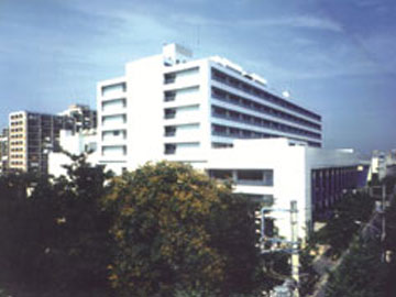 �����R�胁�f�B�J���Z���^�[�F�Ō�t�A�E�͕��������i�[�X�i�r