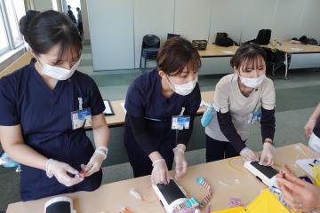 �F���L�O�a�@�F�Ō�t�A�E�͕��������i�[�X�i�r