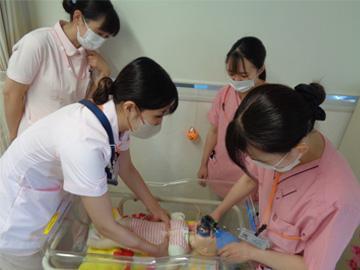 �É��������ǂ��a�@�F�Ō�t�A�E�͕��������i�[�X�i�r