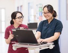 ��苦���a�@�F�Ō�t�A�E�͕��������i�[�X�i�r