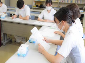 �V���a�@�F�Ō�t�A�E�͕��������i�[�X�i�r