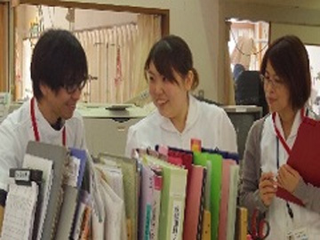 �т킱�w����Õ����Z���^�[���ÁF�Ō�t�A�E�͕��������i�[�X�i�r