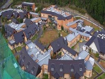 �т킱�w����Õ����Z���^�[��F�F�Ō�t�A�E�͕��������i�[�X�i�r