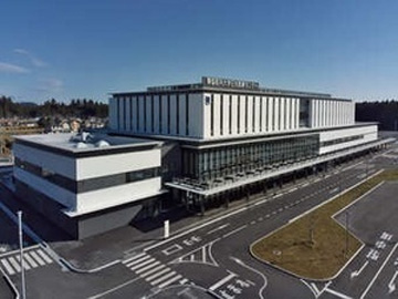 �Ջ���ȑ�w������ÃZ���^�[�F�Ō�t�A�E�͕��������i�[�X�i�r