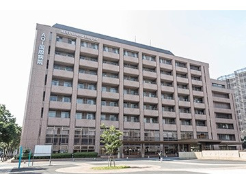 AOI���ەa�@�F�Ō�t�A�E�͕��������i�[�X�i�r