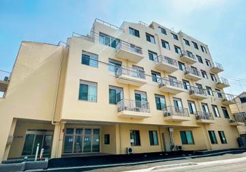 �^���X�O���[�v�@�^���X���]�a�@�F�Ō�t�A�E�͕��������i�[�X�i�r