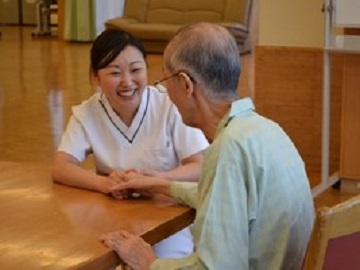 ���V����w��w���������V�������]������҈�ÃZ���^�[�F�Ō�t�A�E�͕��������i�[�X�i�r