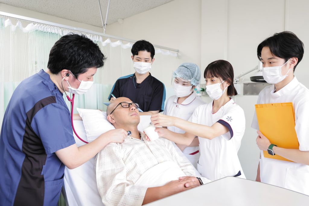 ���a��ȑ�w�����a�@�i8�a�@�j�F�Ō�t�A�E�͕��������i�[�X�i�r