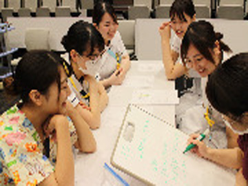 ������ȑ�w�a�@�F�Ō�t�A�E�͕��������i�[�X�i�r