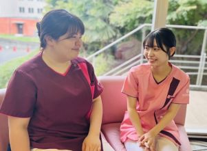 ������ȑ�w�����q��ÃZ���^�[�F�Ō�t�A�E�͕��������i�[�X�i�r