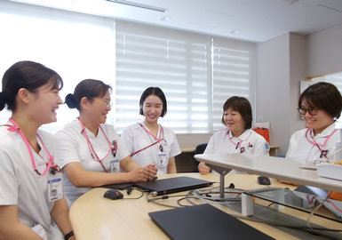 ���M��w��ÃZ���^�[��X�a�@�F�Ō�t�A�E�͕��������i�[�X�i�r