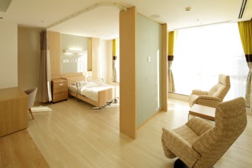 �����Ȃ��a�@�F�Ō�t�A�E�͕��������i�[�X�i�r