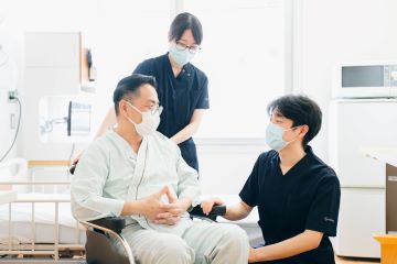 ���s��w��w�������a�@�F�Ō�t�A�E�͕��������i�[�X�i�r