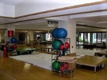 �����a�@�@�\�@���R��ÃZ���^�[�F�Ō�t�A�E�͕��������i�[�X�i�r