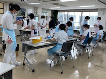 �����a�@�@�\�@�������_��ÃZ���^�[�F�Ō�t�A�E�͕��������i�[�X�i�r