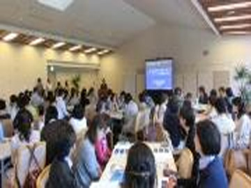 �����a�@�@�\�@�����a�@�F�Ō�t�A�E�͕��������i�[�X�i�r