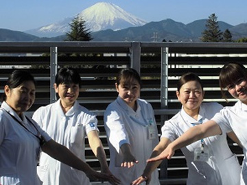 �����a�@�@�\�@�_�ސ�a�@�F�Ō�t�A�E�͕��������i�[�X�i�r