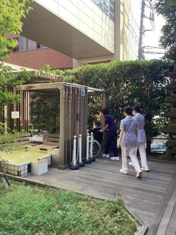 �ߊ�����a�@�F�Ō�t�A�E�͕��������i�[�X�i�r