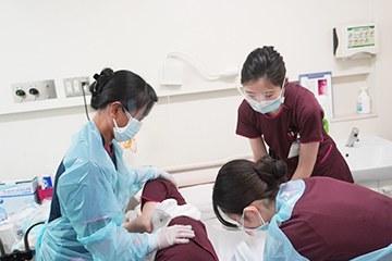 �_�˓��F��a�@�F�Ō�t�A�E�͕��������i�[�X�i�r