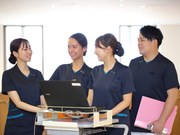 ���{�ϐ���Õa�@�F�Ō�t�A�E�͕��������i�[�X�i�r