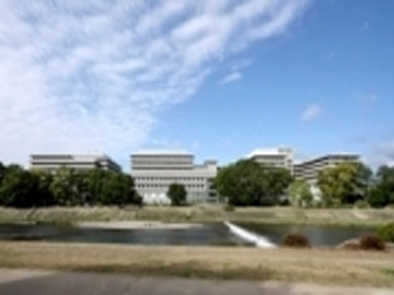 ���s�{����ȑ�w�����a�@�F�Ō�t�A�E�͕��������i�[�X�i�r