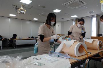 �F���L�O�a�@�F�Ō�t�A�E�͕��������i�[�X�i�r