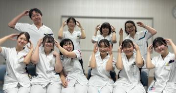 �{�錧������Z���^�[�F�Ō�t�A�E�͕��������i�[�X�i�r