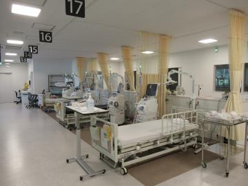 ���{��s��������ÃZ���^�[(���F���{��s������܂��a�@)�F�Ō�t�A�E�͕��������i�[�X�i�r