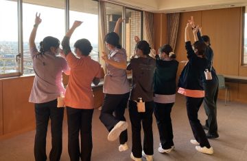 AOI���ەa�@�F�Ō�t�A�E�͕��������i�[�X�i�r