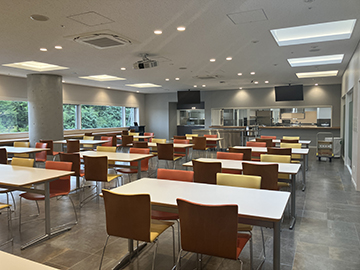 �������z�X�s�^���F�Ō�t�A�E�͕��������i�[�X�i�r